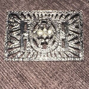 Silver-Tone Geometric Filigree Brooch - Elegant Women’s Jewelry